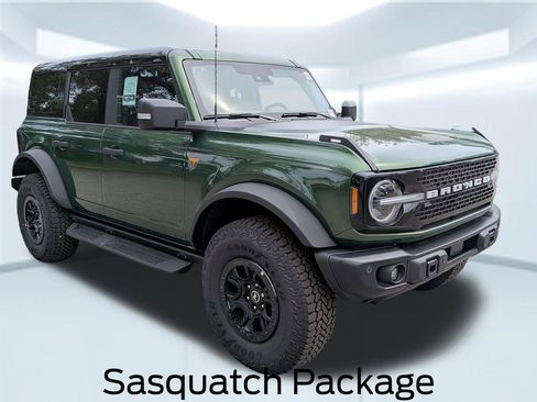 New 2025 Ford Bronco Badlands image 4