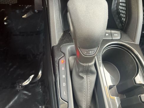 Used 2023 Chevrolet TrailBlazer LT AWD/4WD image 12