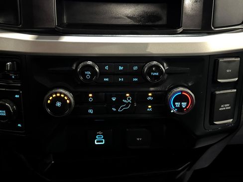 Used 2023 Ford F250 XL w/ XL Driver Assist Package AWD/4WD image 28