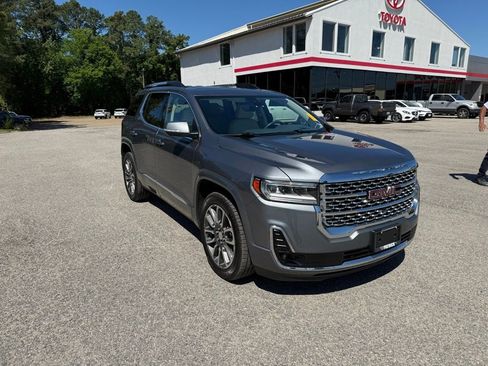 Used 2022 GMC Acadia Denali w/ Denali Ultimate Package AWD/4WD image 1