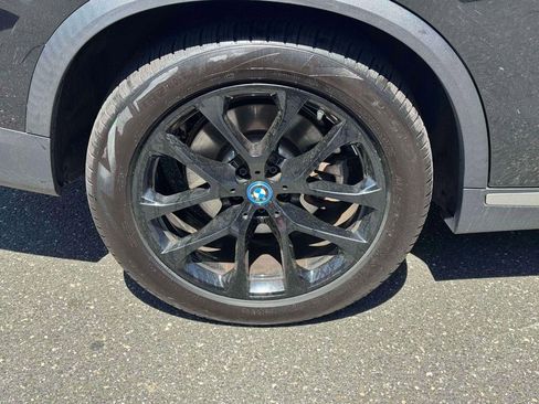 Used 2023 BMW X5 xDrive45e AWD/4WD image 10