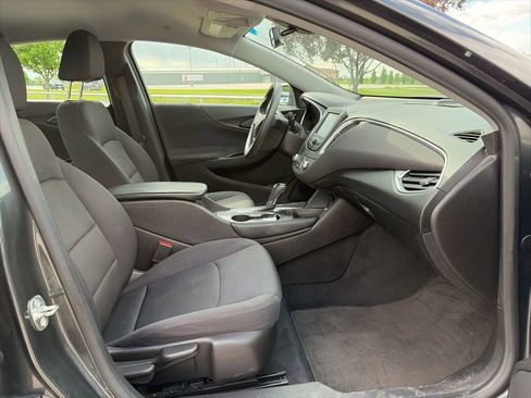 Used 2016 Chevrolet Malibu LT FWD image 24
