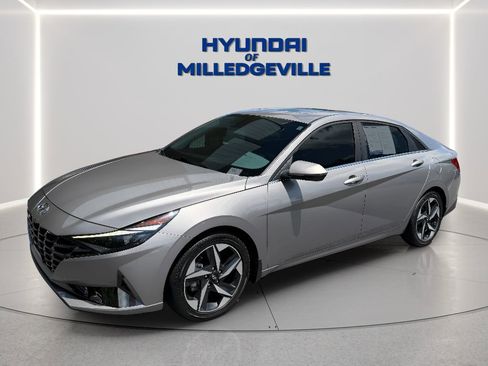 Used 2023 Hyundai Elantra Limited FWD image 1