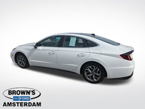 Used 2023 Hyundai Sonata SEL w/ Convenience Package FWD image 3