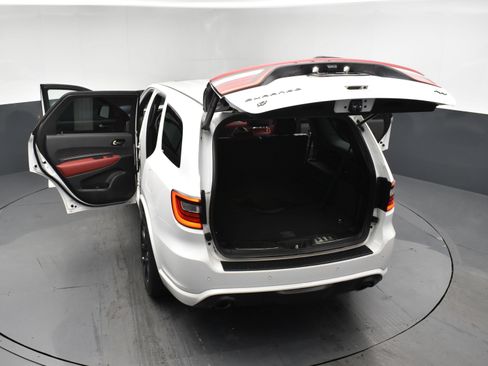 Used 2022 Dodge Durango R/T w/ Tow 'N Go Package AWD/4WD image 26