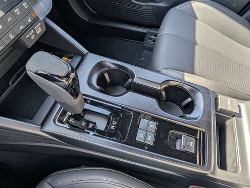 New 2026 Subaru Outback Limited AWD/4WD image 10