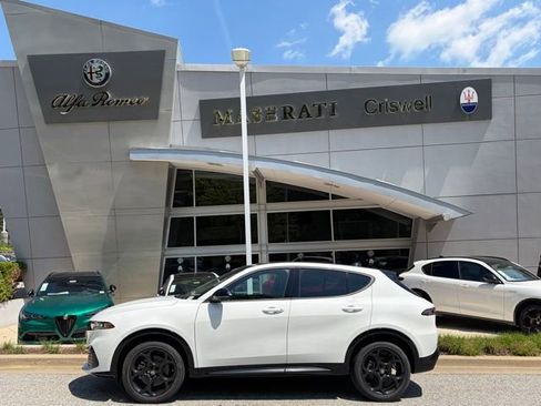 New 2026 Alfa Romeo Tonale AWD/4WD image 7