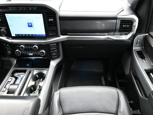 Used 2021 Ford F150 Lariat image 38