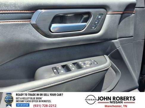 Used 2025 Nissan Armada PRO-4X AWD/4WD image 29