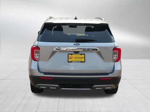 Used 2023 Ford Explorer XLT w/ Equipment Group 202A AWD/4WD image 6