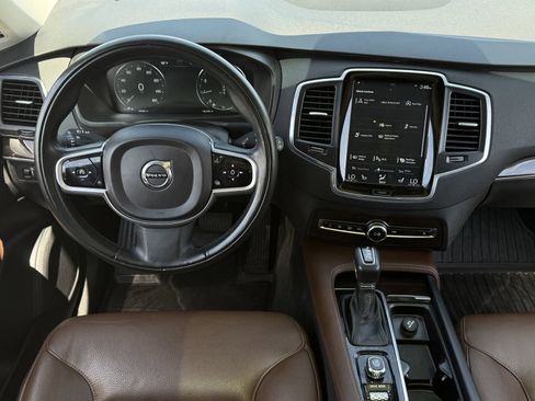 Used 2019 Volvo XC90 T6 Momentum w/ Advanced Package AWD/4WD image 12