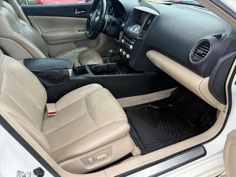 Used 2012 Nissan Maxima 3.5 SV w/ Premium Pkg FWD image 19