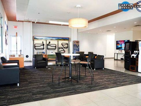 Certified 2023 Dodge Durango SXT image 35