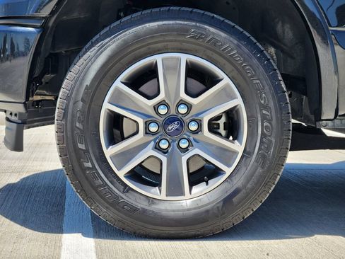 Used 2017 Ford F150 XLT w/ Equipment Group 302A Luxury RWD image 9