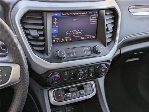 Used 2023 GMC Acadia SLE w/ Driver Convenience Package image 14