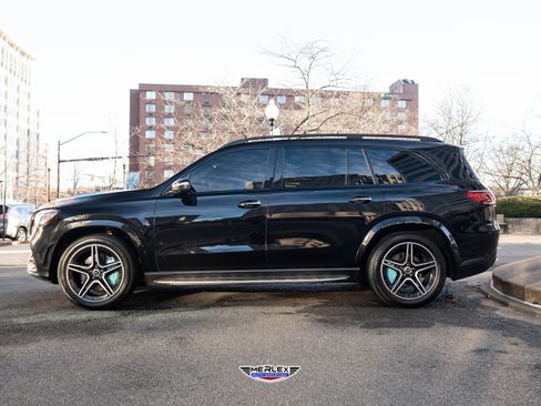 Used 2021 Mercedes-Benz GLS 580 4MATIC image 4