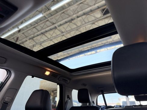 Used 2022 Nissan Pathfinder Platinum w/ Cargo Package image 49