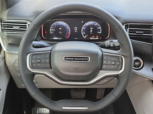 New 2026 Jeep Grand Wagoneer 2WD image 32