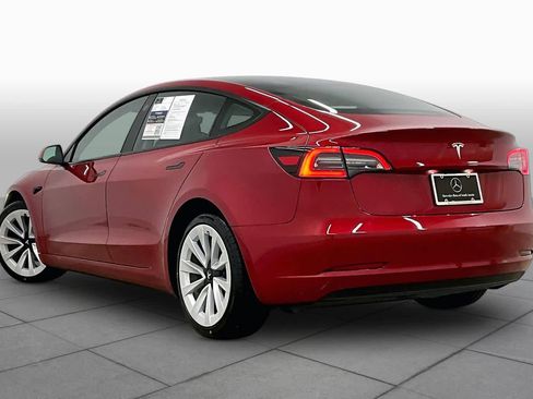 Used 2023 Tesla Model 3 Standard Range image 11