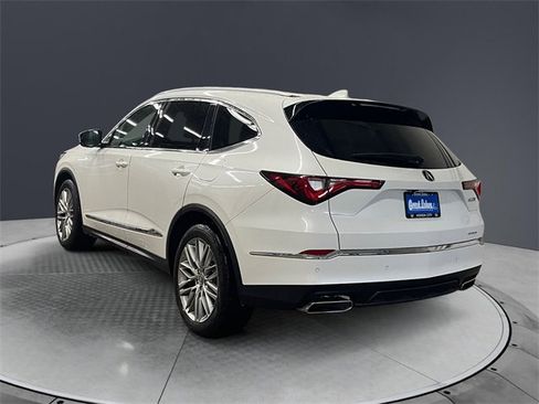 Used 2023 Acura MDX SH-AWD w/ Advance Package image 3