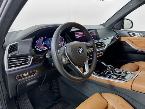 Used 2019 BMW X5 xDrive40i w/ Premium Package 2 image 6