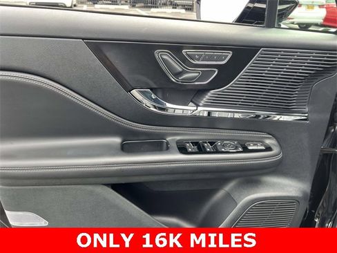 Certified 2021 Lincoln Corsair AWD w/ Equipment Group 101A image 17