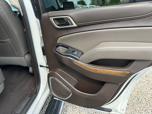 Used 2019 GMC Yukon Denali w/ Denali Ultimate Package AWD/4WD image 16