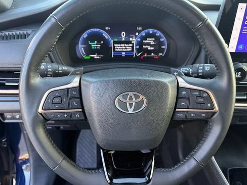 Used 2024 Toyota Grand Highlander AWD Hybrid image 16