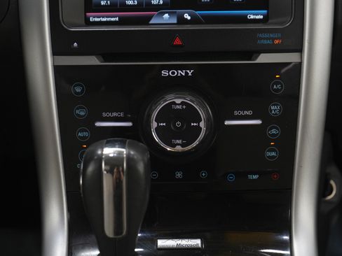 Used 2014 Ford Edge Limited FWD image 16