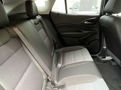 Certified 2024 Chevrolet Trax LT FWD image 24