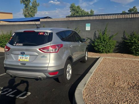 Used 2014 Ford Escape SE FWD image 3