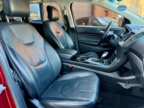 Used 2015 Ford Edge Titanium w/ Equipment Group 302A image 11