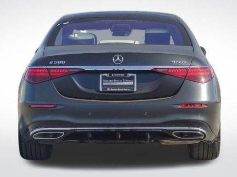 New 2022 Mercedes-Benz S 580 4MATIC Sedan image 5