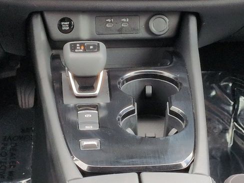 Certified 2026 Nissan Rogue S FWD image 19