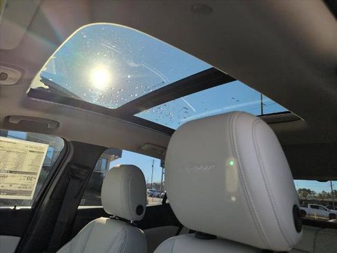 New 2026 Buick Encore GX Avenir w/ Avenir Technology Package image 19