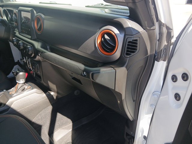 Used 2023 Jeep Gladiator Mojave AWD/4WD image 27
