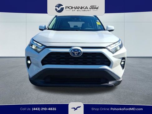 Used 2022 Toyota RAV4 XLE Premium AWD/4WD image 2
