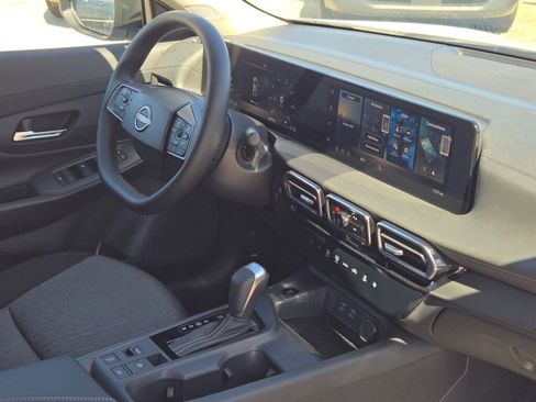 New 2026 Nissan Sentra SV w/ Floor Mat Package FWD image 7