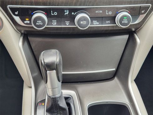 Certified 2021 Honda Accord EX-L image 18