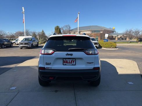 Used 2022 Jeep Cherokee Trailhawk w/ Premium Leather Package image 14