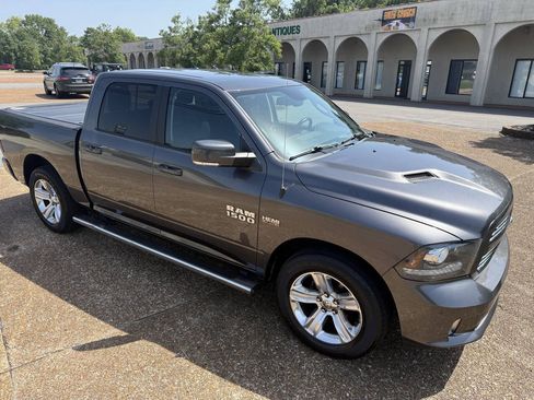 Used 2016 RAM 1500 Sport w/ Convenience Group RWD image 3