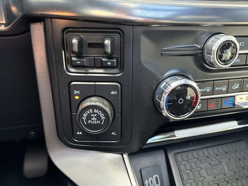 Certified 2025 Ford F150 Platinum w/ Equipment Group 702A High image 30