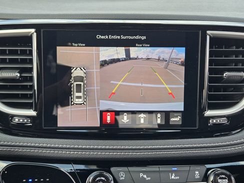 New 2026 Chrysler Pacifica Select image 16