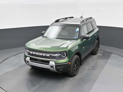 Certified 2025 Ford Bronco Sport Badlands w/ Badlands Tech Package AWD/4WD image 15