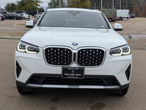 Used 2025 BMW X4 xDrive30i w/ Premium Package image 2