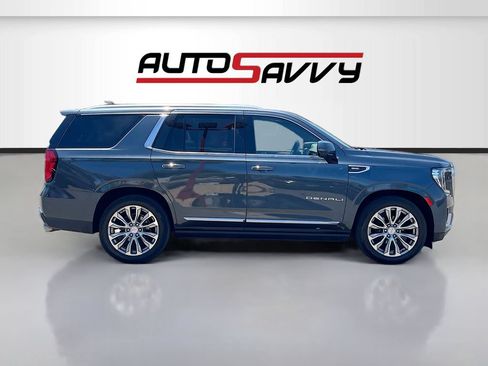 Used 2021 GMC Yukon Denali w/ Denali Ultimate Package AWD/4WD image 8