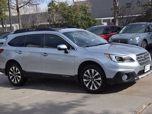 Used 2017 Subaru Outback 2.5i Limited image 5