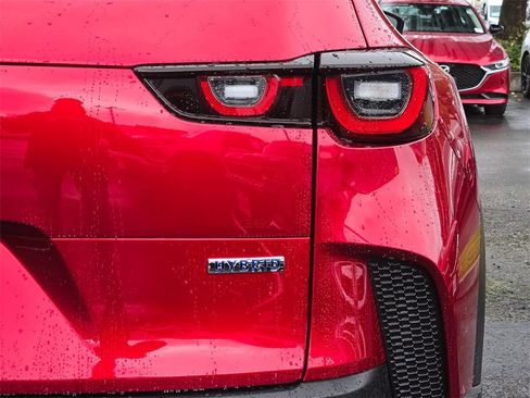 Certified 2025 MAZDA CX-50 2.5 Hybrid w/ Preferred Pkg image 9