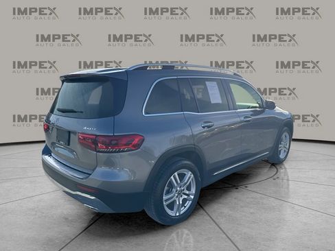 Used 2020 Mercedes-Benz GLB 250 4MATIC w/ Premium Package image 5