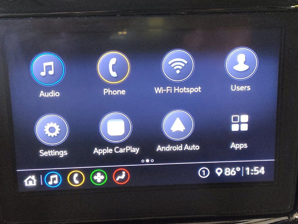Used 2021 Chevrolet Traverse LT FWD image 25